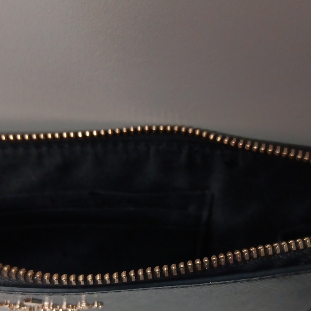 Wristlet - Picture 5 of 9